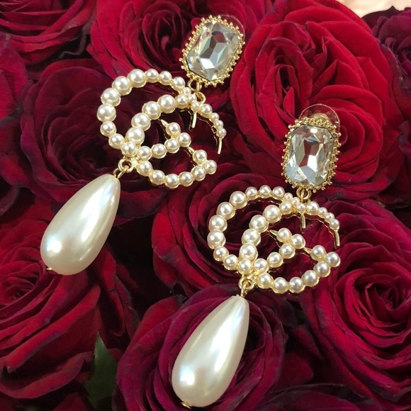 Pearl Drop Earrings ❤️ - Picture 2 of 5